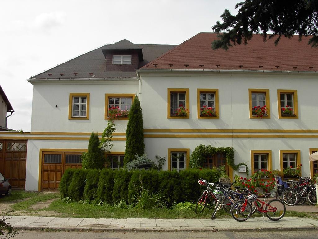 Pension A Restaurace Rudolec Cesky Rudolec Exterior foto
