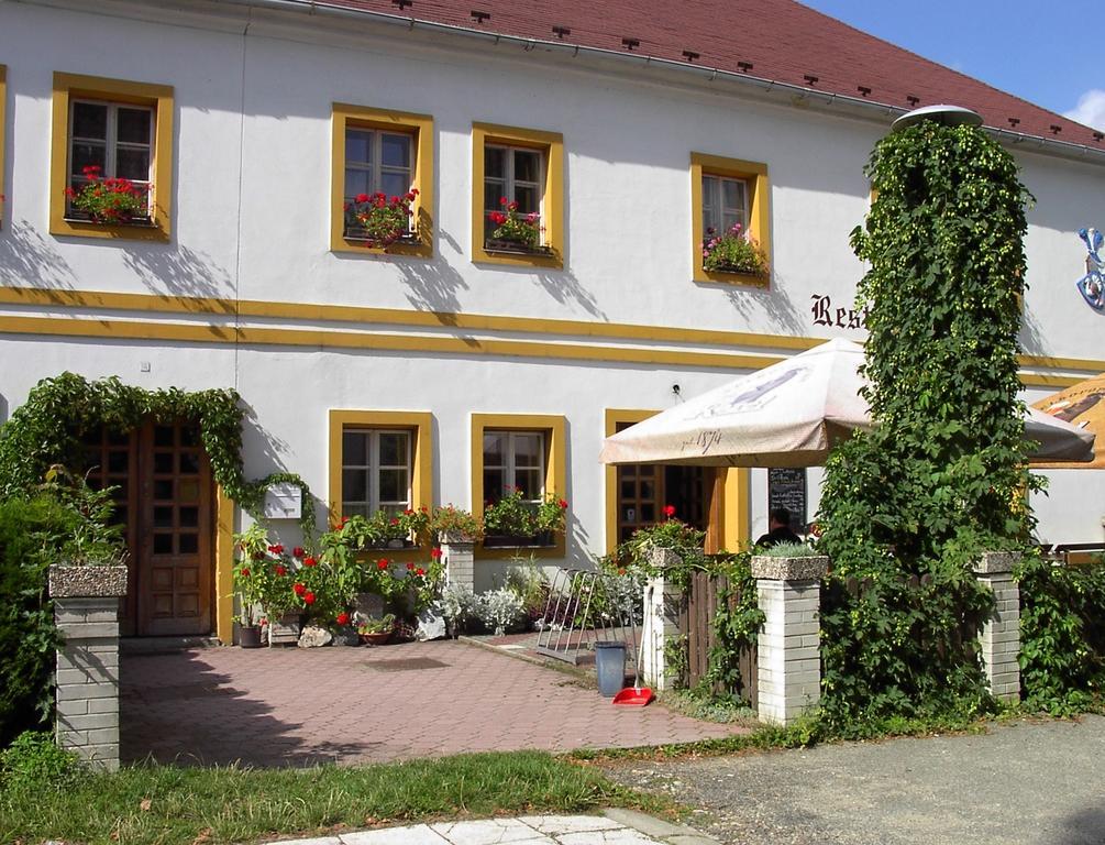 Pension A Restaurace Rudolec Cesky Rudolec Exterior foto
